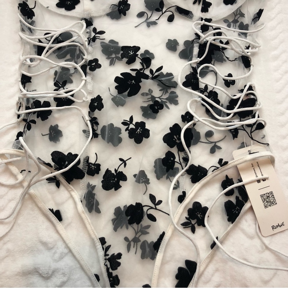💗 *NEW* Romwe - Womans Mesh Bodysuit‎ - Picture 3 of 9